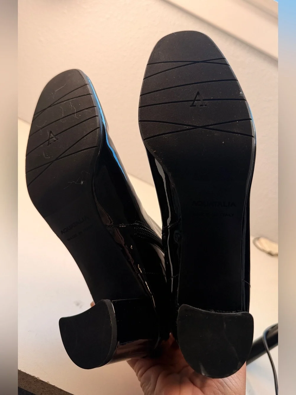 Aquatalia Ulyssa Black Patent Leather Ankle Boots Size 9.5 Italy